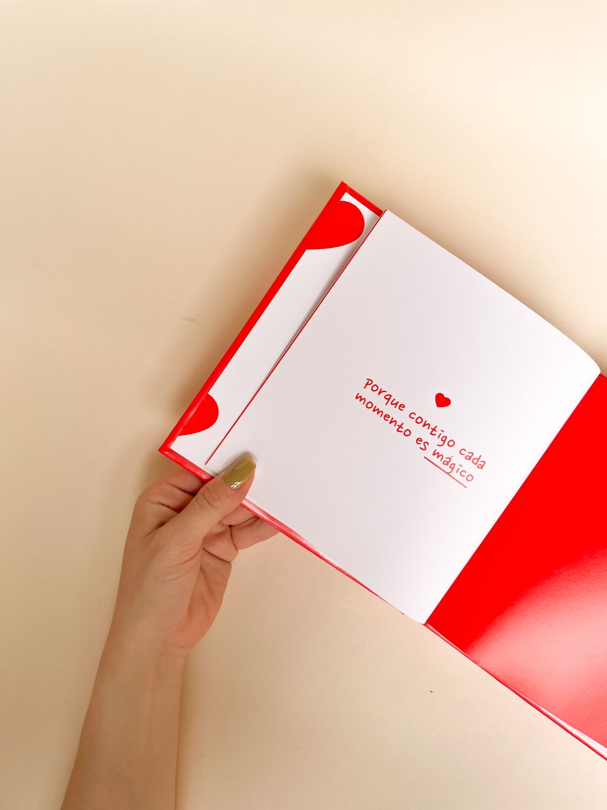 Loves Book - Imagen 5